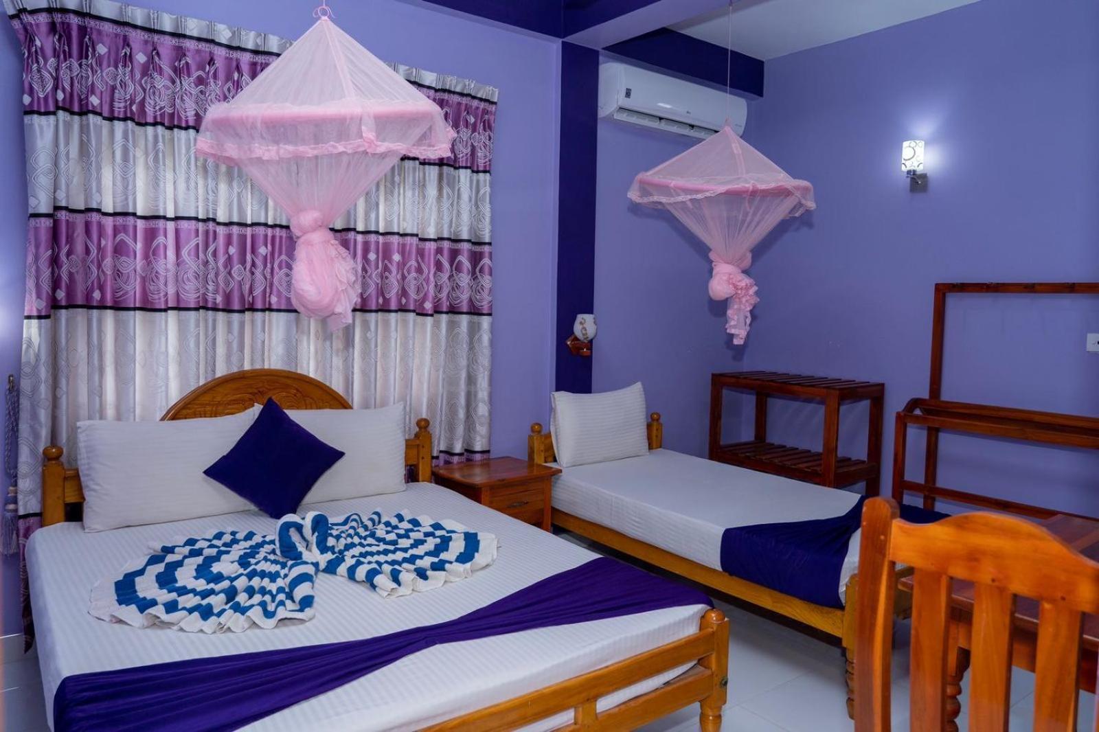 Snp Star Guest House Тринкомали Экстерьер фото